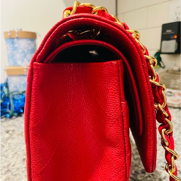 CHANEL JUMBO DOUBLE FLAP RED quilted caviar leather handbag - Picture 3 of 17